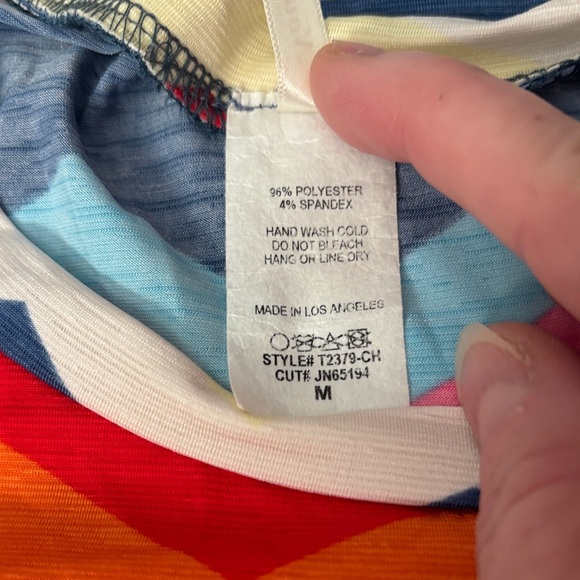 Colorful Pattern short sleeve top - Picture 5 of 7